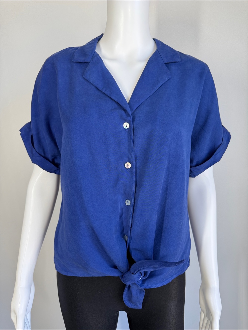 Self Contrast 100% Tencel Tie Front Button Up Top – Size S